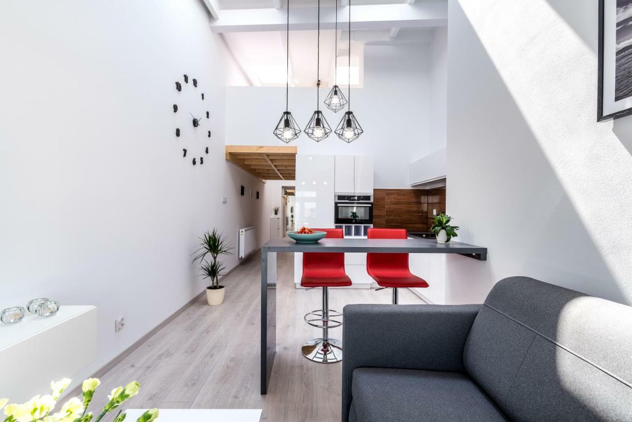 Panorama Twin Loft Superior Apartment Poznan Bagian luar foto